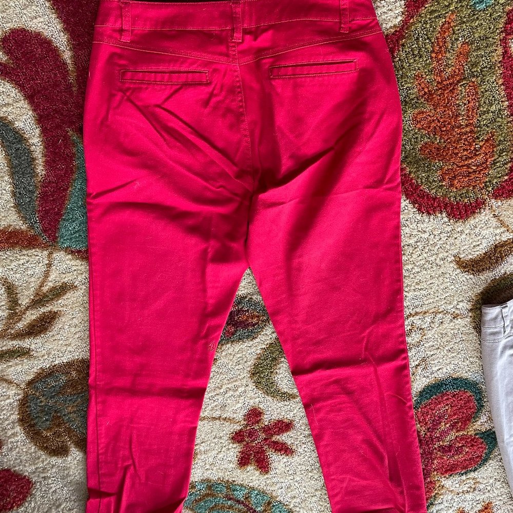 Volcom red ankel lengths pants